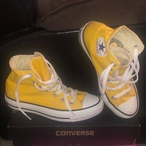 High top yellow converse